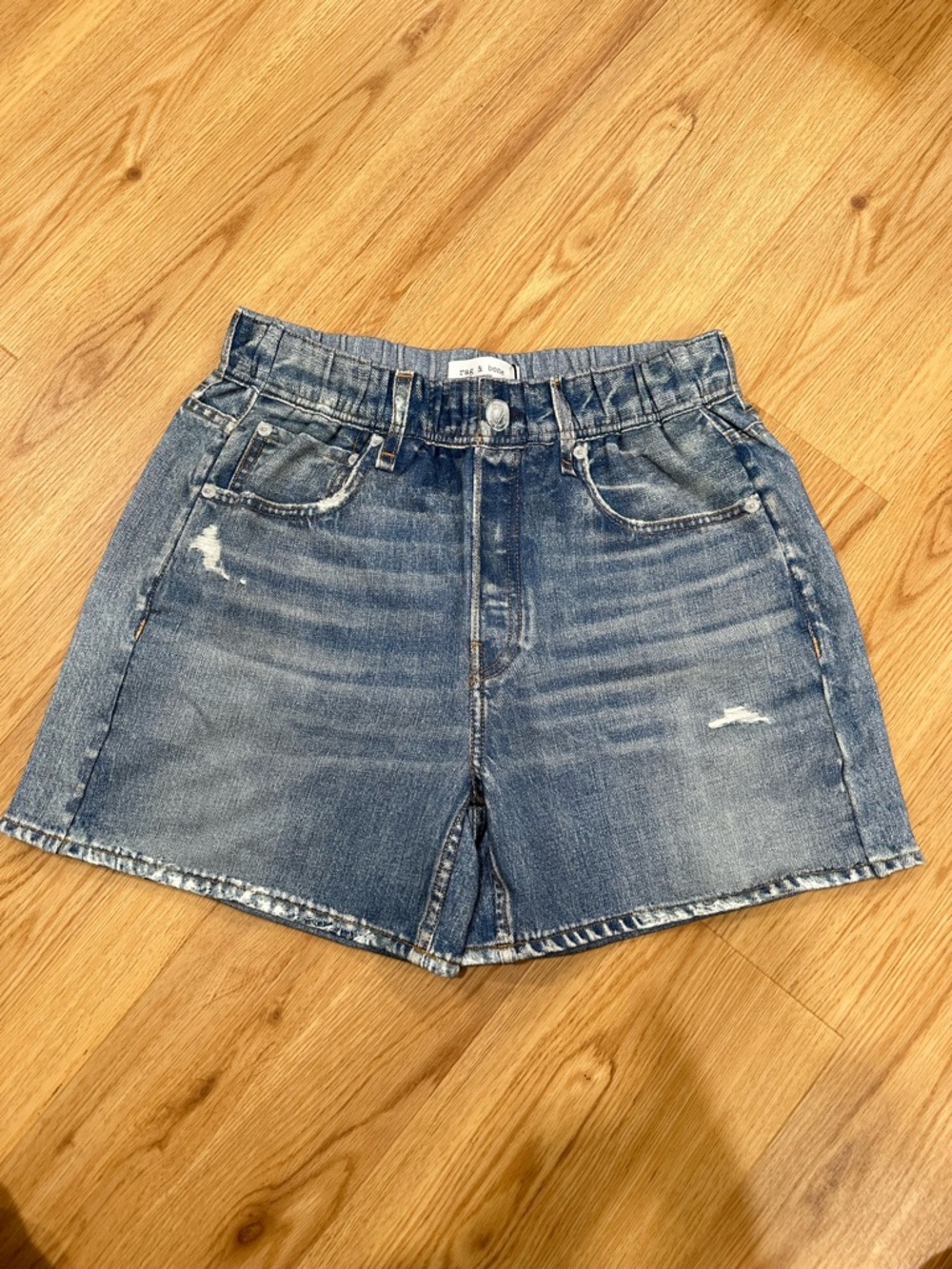 NWT Rag & Bone Miramar Denim Walking Shorts Brooke Size Small - Picture 2 of 9